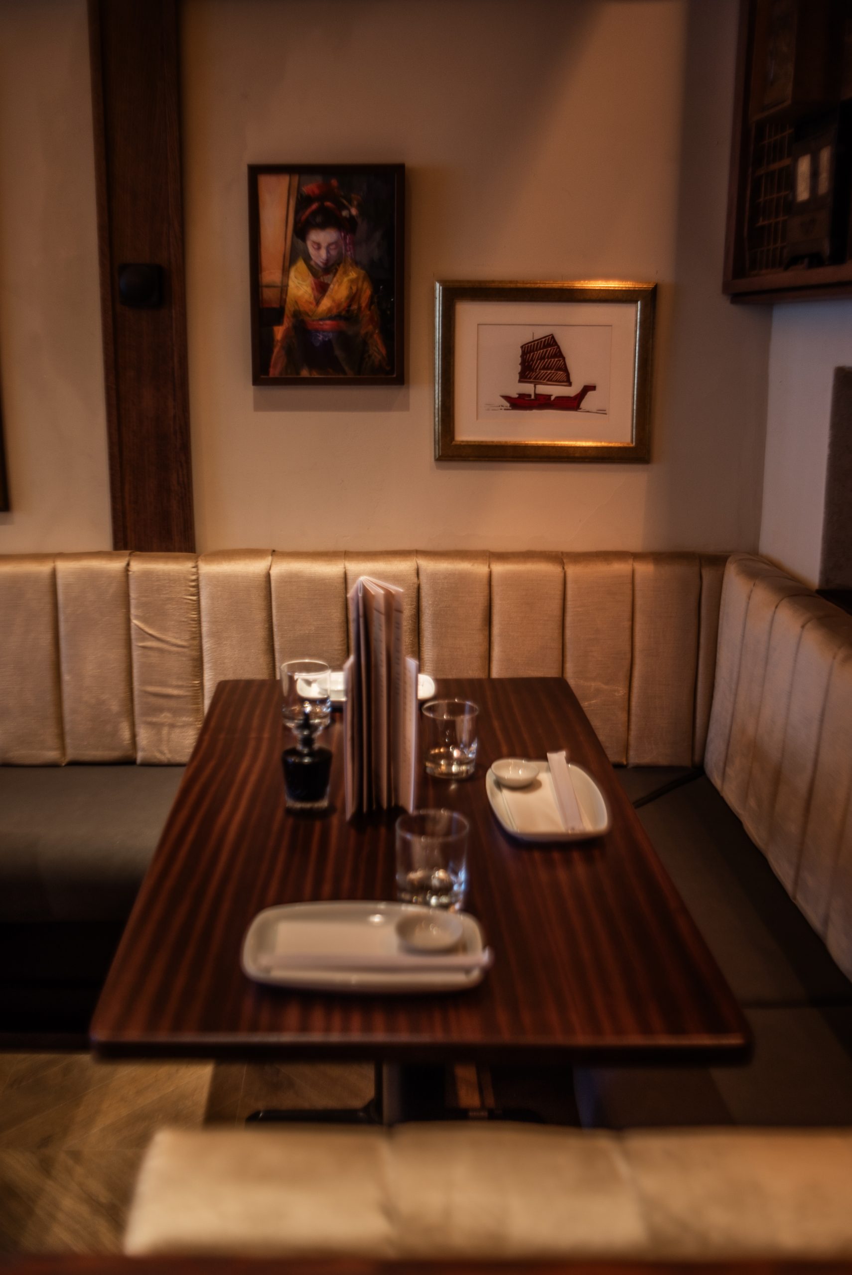 Panasian restaurant near me in Chelsea serving fresh sushi on Kings Road at a popular Japanese restaurant in London.